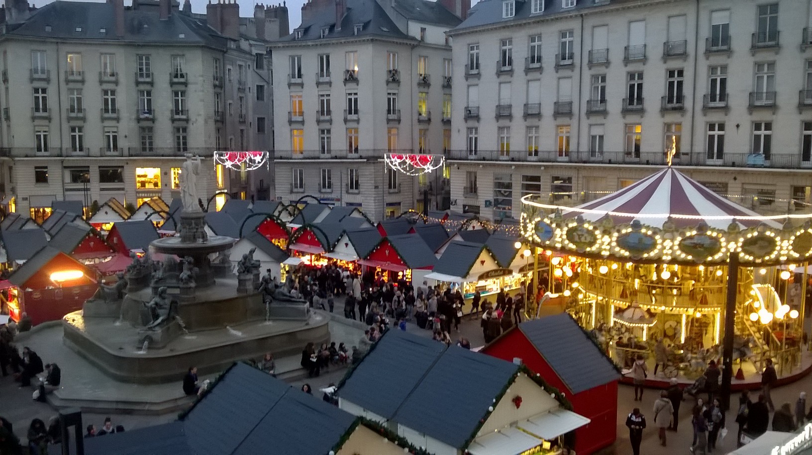 Marché de Noël Nantes Place Royale 2016