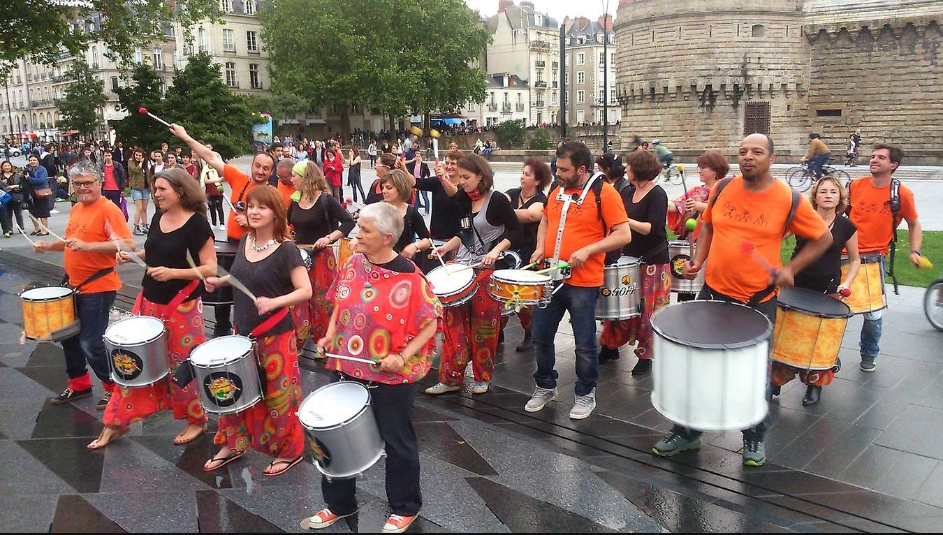 tambours-du-bourg-marche-de-noel-nantes-2018.PNG